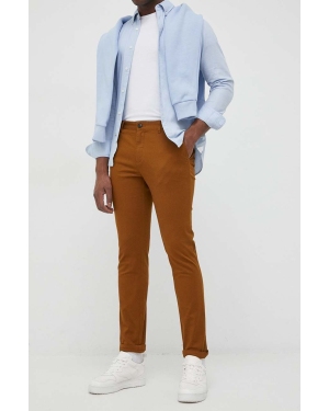 Sisley spodnie męskie kolor brązowy dopasowane