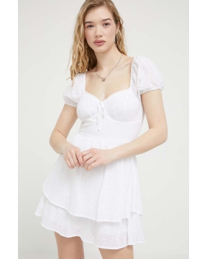 Hollister Co. sukienka bawełniana kolor biały mini rozkloszowana