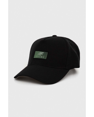 4F czapka z daszkiem kolor czarny z aplikacją