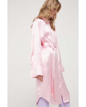 Stine Goya sukienka kolor różowy midi prosta
