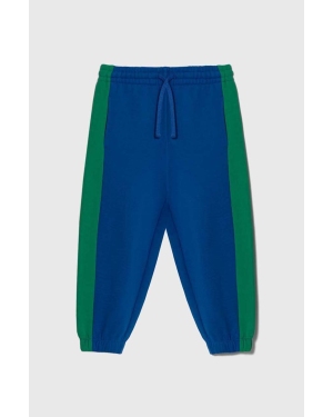 United Colors of Benetton spodnie dresowe bawełniane dziecięce kolor niebieski wzorzyste
