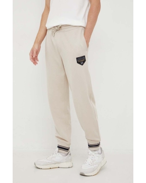 Armani Exchange spodnie dresowe kolor brązowy z aplikacją