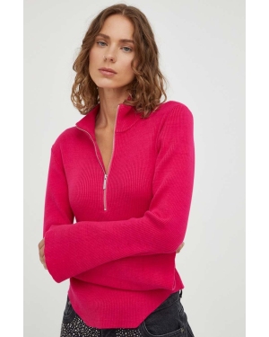 Gestuz sweter damski kolor różowy z półgolfem 10908356