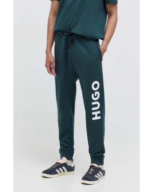 HUGO spodnie dresowe bawełniane kolor zielony z nadrukiem 50473211