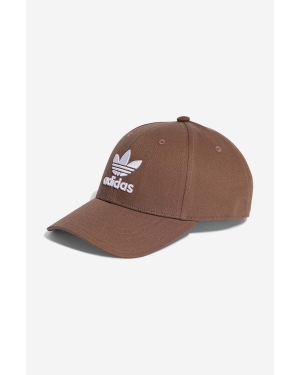 adidas Originals czapka z daszkiem bawełniana kolor brązowy wzorzysta IB9970