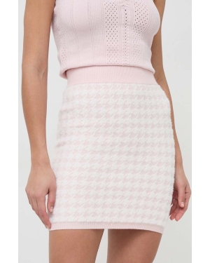 Guess spódnica z domieszką wełny kolor różowy mini ołówkowa