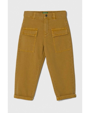 United Colors of Benetton spodnie bawełniane dziecięce kolor żółty gładkie