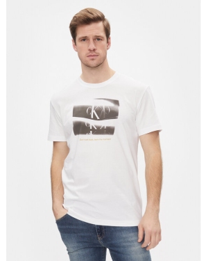 Calvin Klein Jeans T-Shirt Slogan Tee J30J324645 Biały Regular Fit