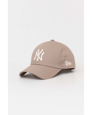 New Era czapka z daszkiem bawełniana kolor beżowy z aplikacją NEW YORK YANKEES