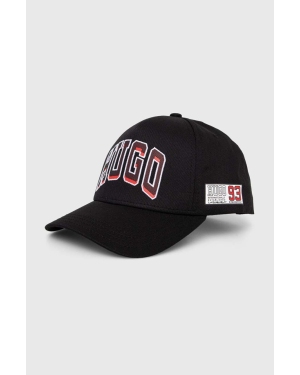 HUGO czapka z daszkiem bawełniana kolor czarny z nadrukiem 50513381