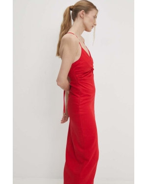 Answear Lab sukienka z lnem kolor czerwony maxi rozkloszowana