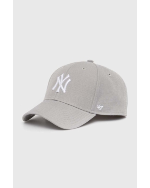 47 brand czapka z daszkiem dziecięca MLB New York Yankees kolor szary z aplikacją BMVP17WBV