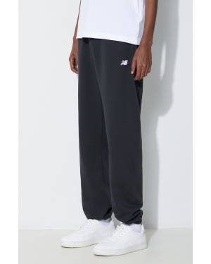 New Balance spodnie dresowe Essentials French Terry Jogger kolor czarny gładkie MP41519BK