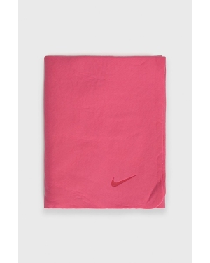 Nike Kids ręcznik dziecięcy kolor różowy