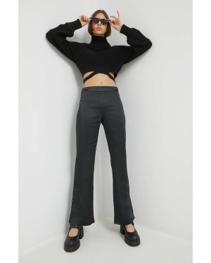 Only spodnie damskie kolor czarny dzwony medium waist